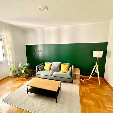 Apartment Ampio Bilocale Centro Milan
